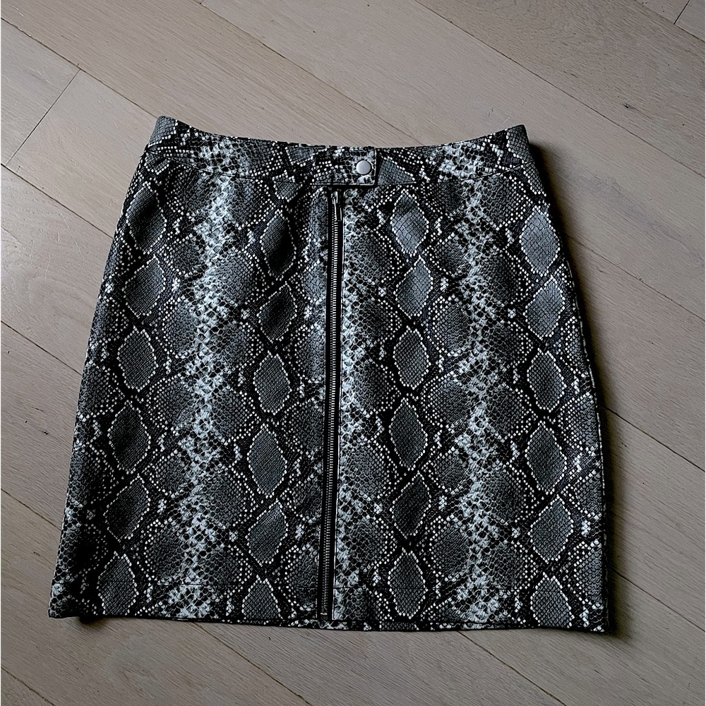Snakeskin Pencil Skirt